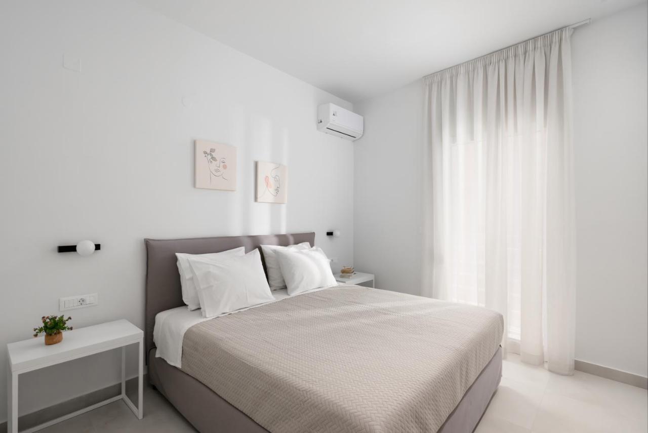 The H Experience - Eclectic Spacious Apartment Near Venetian Castle - 2 Heraklion  Exterior photo