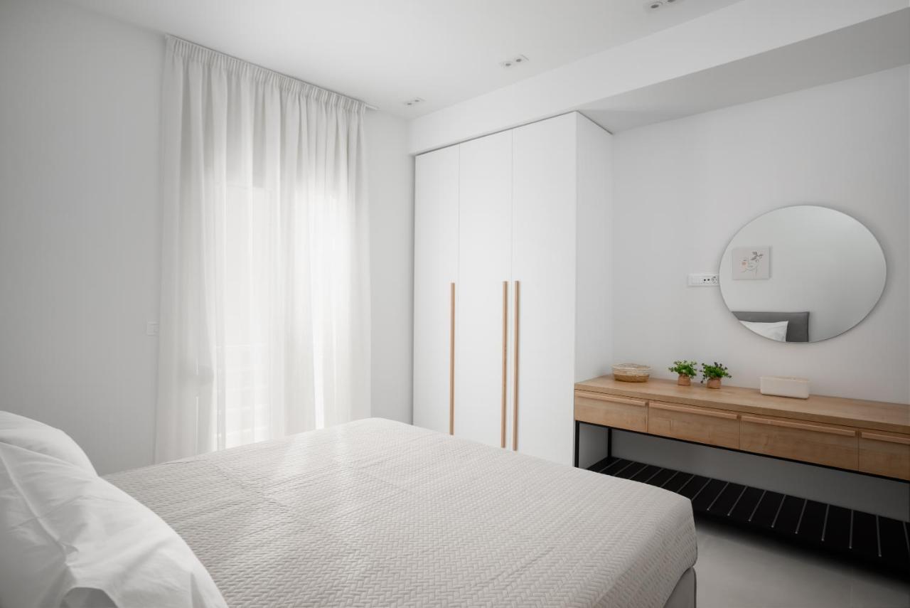 The H Experience - Eclectic Spacious Apartment Near Venetian Castle - 2 Heraklion  Exterior photo